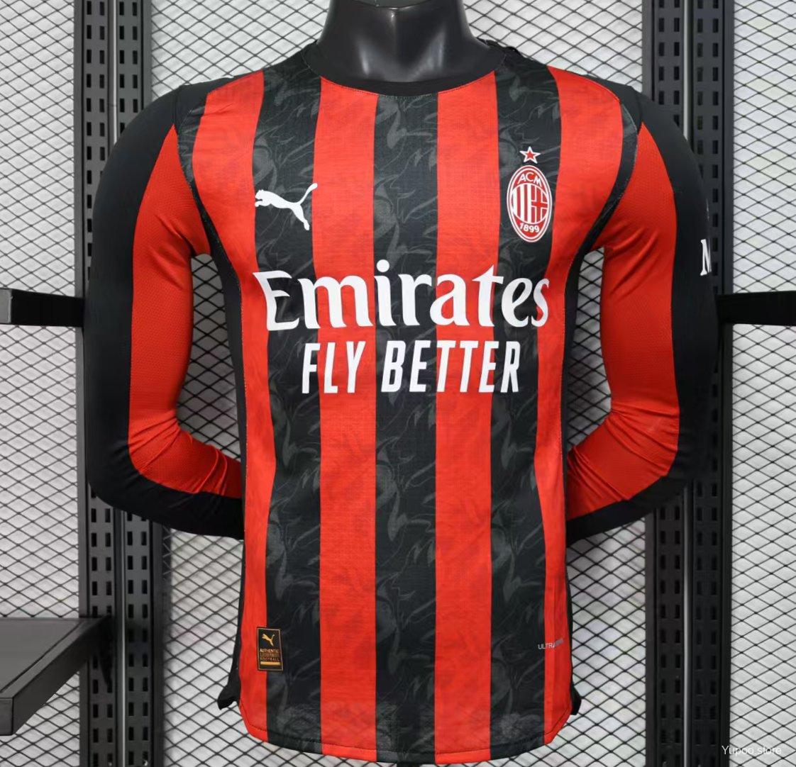 Camiseta de fútbol AC Milan 2025/26 LOCAL MANGA LARGA VERSION JUGADOR